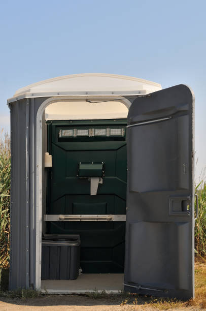 Best Portable toilet rental cost  in Solana, FL
